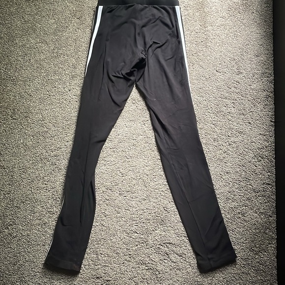 adidas ankle length yoga pants, XS - Picture 2 of 5